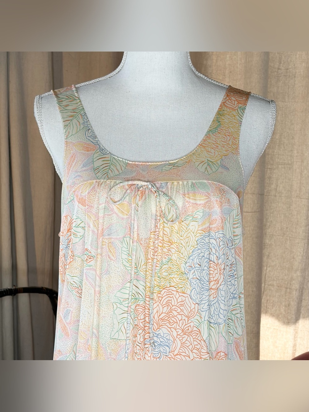 70s Floral Nightgown and Robe Set - Picture 5 of 12